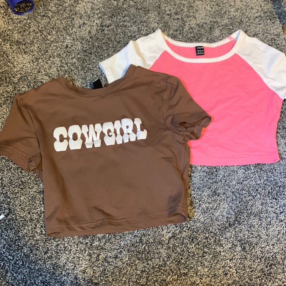 2 SHEIN crop tops both size Xs great materials